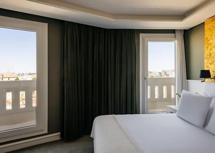 Hotel Colon Gran Melia - The Leading Hotels Of The World
