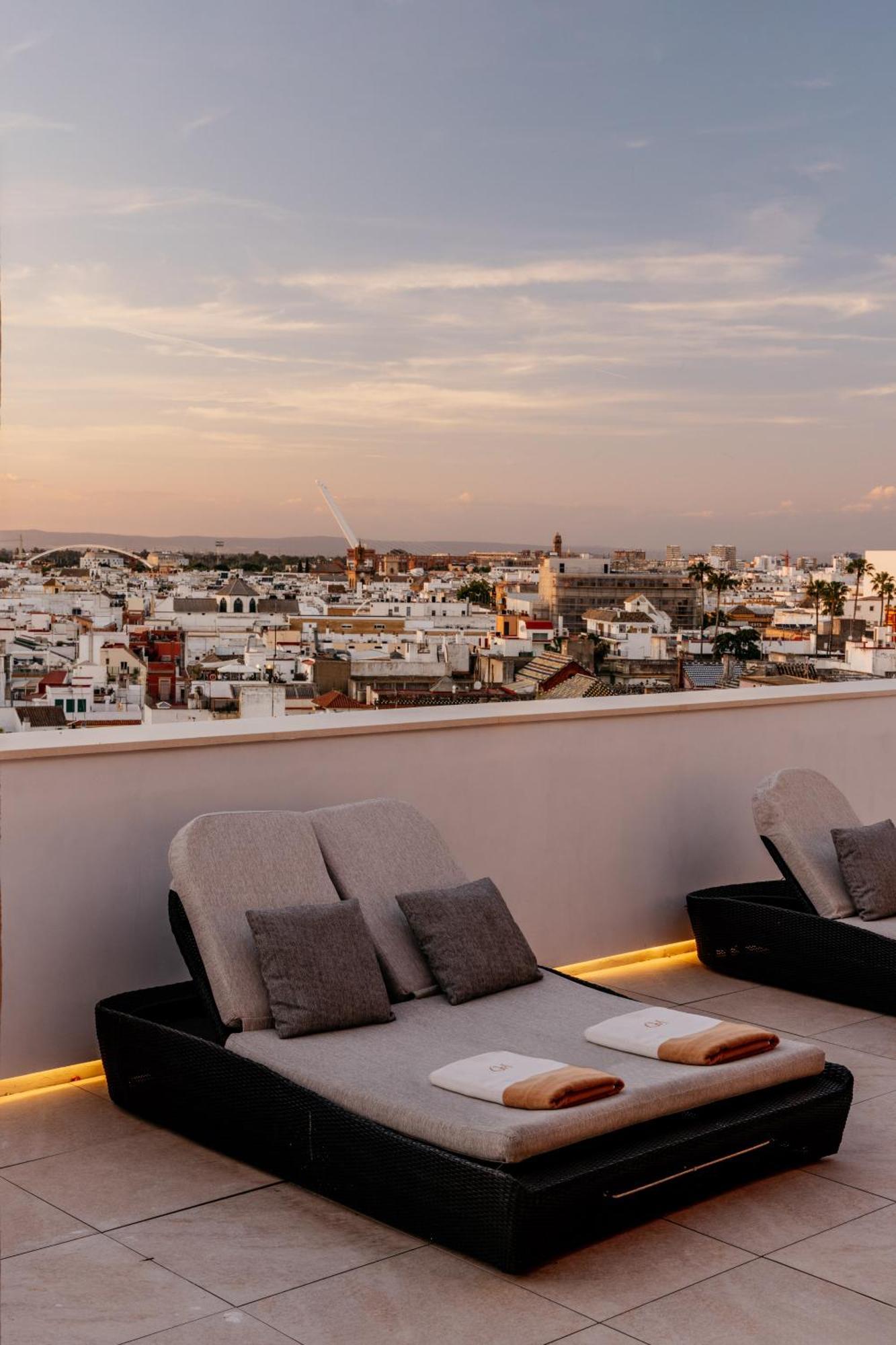 Hotel Colon Gran Melia - The Leading Of The World